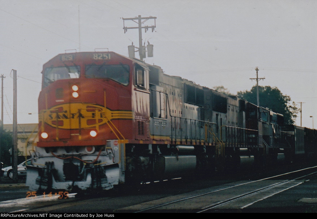 BNSF 8251 West